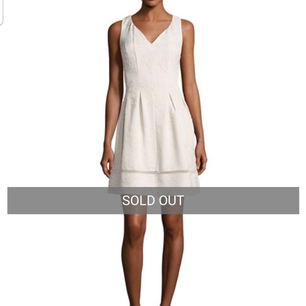 NWOT Taylor Floral Embossed Jacquard Dress 14